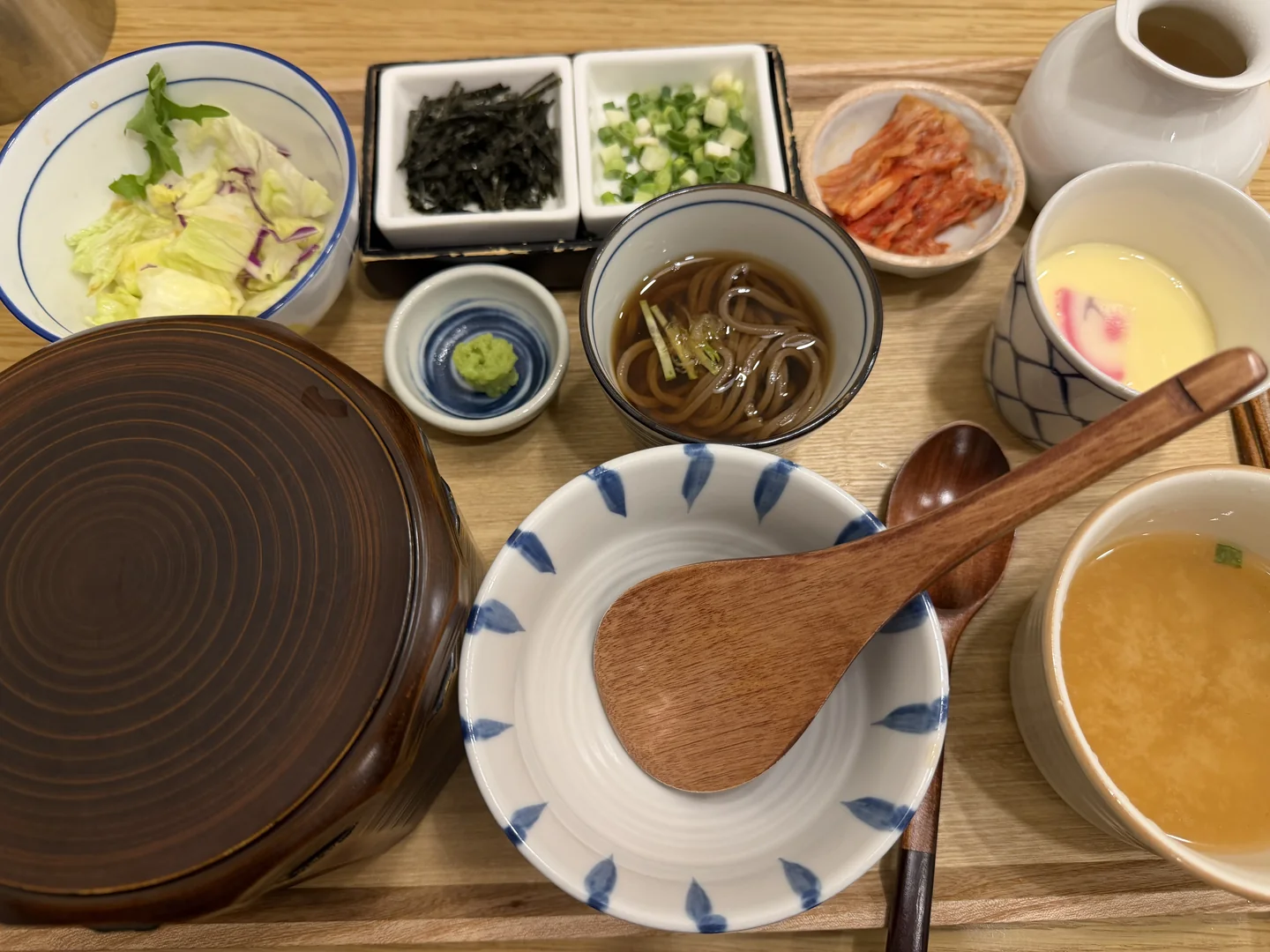 Hitsumabushi set with lid closed